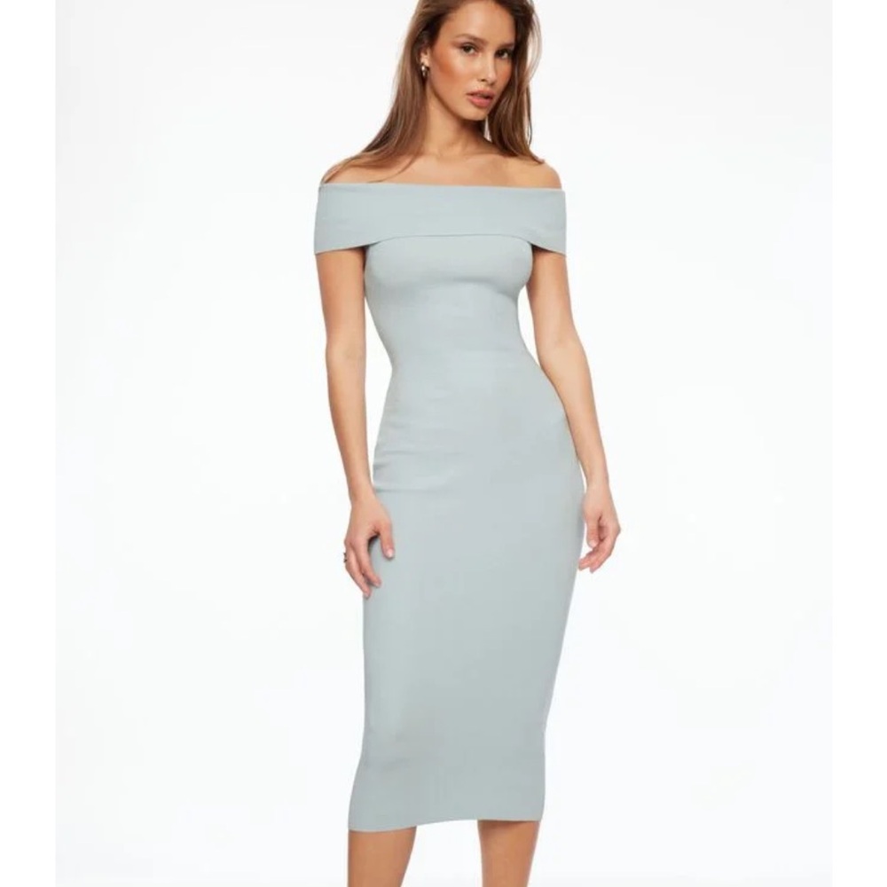 Off the shoulder light blue midi dress